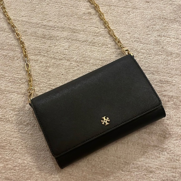 Tory Burch Handbags - Tory Burch Wallet on Chain Emerson Chain Wallet Purse - Black
